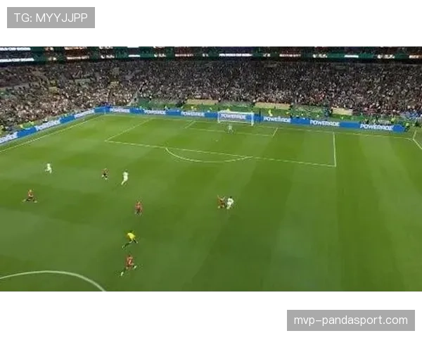 墨西哥3-0捷克回顾：末轮胜利送对手出局